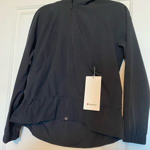 Lululemon NWT pack it up jacket